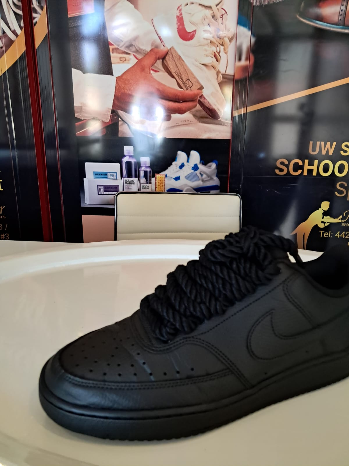 SHOE SPRAY